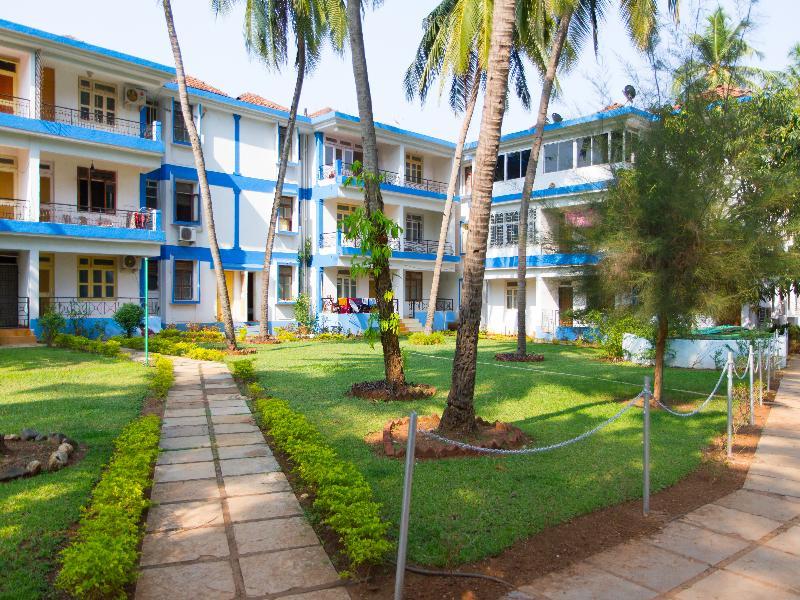 Dona Alcina Resorts Candolim Exteriör bild