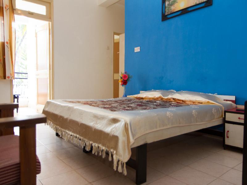 Dona Alcina Resorts Candolim Exteriör bild
