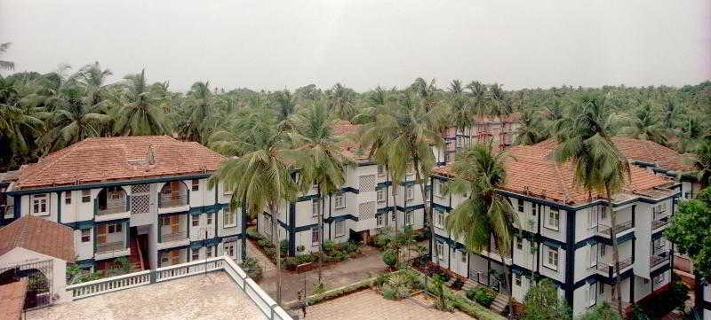 Dona Alcina Resorts Candolim Exteriör bild
